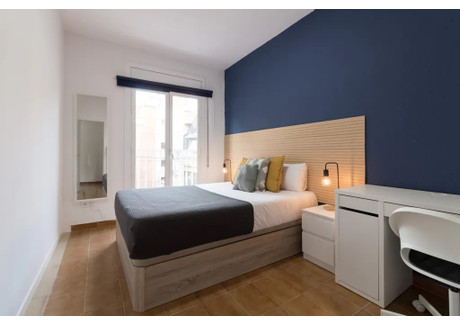 Mieszkanie do wynajęcia - Carrer de Tossa Barcelona, Hiszpania, 67 m², 687 USD (2769 PLN), NET-90231263