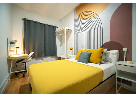 Mieszkanie do wynajęcia - Carrer de les Penedides Barcelona, Hiszpania, 64 m², 720 USD (2836 PLN), NET-90231640