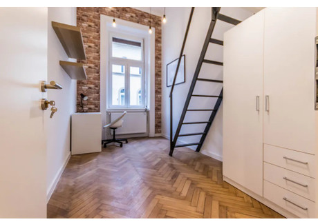 Mieszkanie do wynajęcia - Rottenbiller utca Budapest, Węgry, 85 m², 422 USD (1675 PLN), NET-90231924