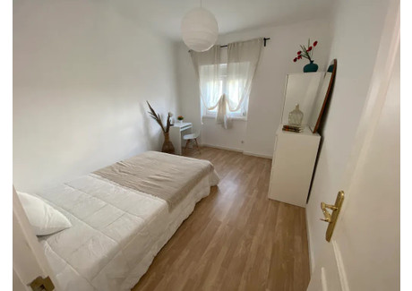 Mieszkanie do wynajęcia - Rua Diogo Paiva Andrade Almada, Portugalia, 65 m², 524 USD (2190 PLN), NET-90232010