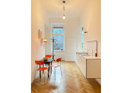 Mieszkanie do wynajęcia - Zwölfergasse Vienna, Austria, 31 m², 1359 USD (5328 PLN), NET-90232454