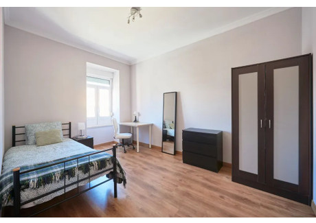 Mieszkanie do wynajęcia - Rua Filipe da Mata Lisbon, Portugalia, 150 m², 505 USD (2072 PLN), NET-90233978