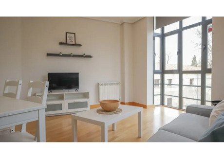 Mieszkanie do wynajęcia - Calle Blasón Madrid, Hiszpania, 81 m², 1386 USD (5322 PLN), NET-90244153