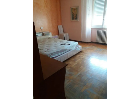 Mieszkanie do wynajęcia - Via Pallanza Milan, Włochy, 75 m², 625 USD (2557 PLN), NET-90244366