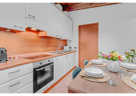 Mieszkanie do wynajęcia - Via Giuseppe Tartini Milan, Włochy, 70 m², 2680 USD (10 801 PLN), NET-90245546