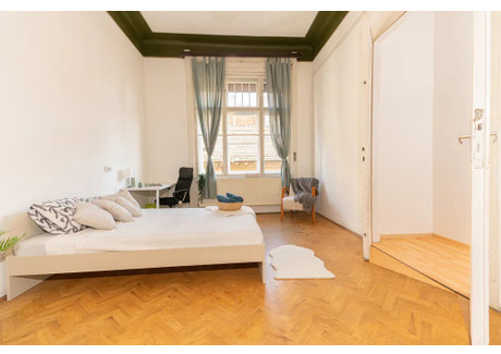 Mieszkanie do wynajęcia - Üllői út Budapest, Węgry, 86 m², 412 USD (1577 PLN), NET-90245978