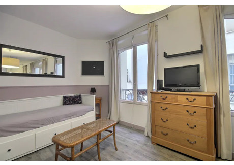 Mieszkanie do wynajęcia - Rue du Faubourg Saint-Martin Paris, Francja, 20 m², 1388 USD (5800 PLN), NET-90246263