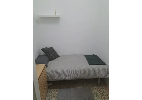 Mieszkanie do wynajęcia - Carrer del Comte Borrell Barcelona, Hiszpania, 90 m², 472 USD (1845 PLN), NET-90246370