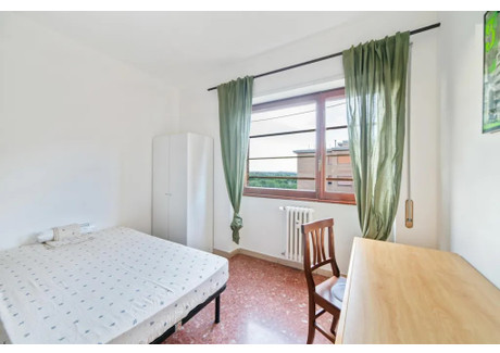 Mieszkanie do wynajęcia - Via Filippo Serafini Rome, Włochy, 80 m², 518 USD (2150 PLN), NET-90249290