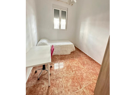 Mieszkanie do wynajęcia - Carrer Mestre Alberto Luz Valencia, Hiszpania, 95 m², 408 USD (1567 PLN), NET-90240451