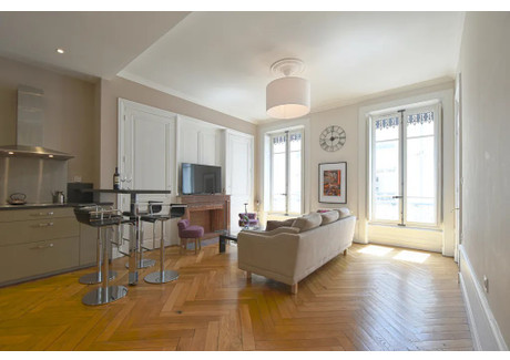 Mieszkanie do wynajęcia - Avenue Leclerc Lyon, Francja, 85 m², 1545 USD (6412 PLN), NET-90240966