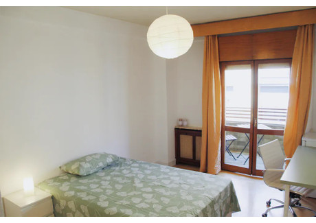 Mieszkanie do wynajęcia - Calle de Juan de Urbieta Madrid, Hiszpania, 130 m², 591 USD (2382 PLN), NET-90241819