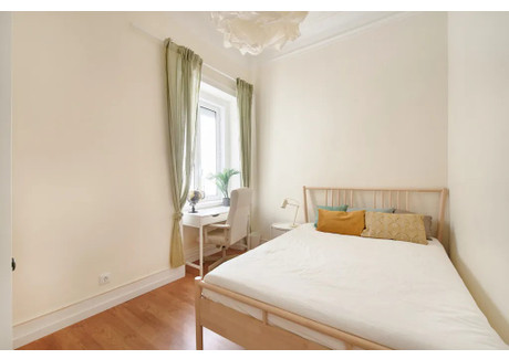 Mieszkanie do wynajęcia - Rua Sampaio e Pina Lisbon, Portugalia, 185 m², 670 USD (2782 PLN), NET-90242403