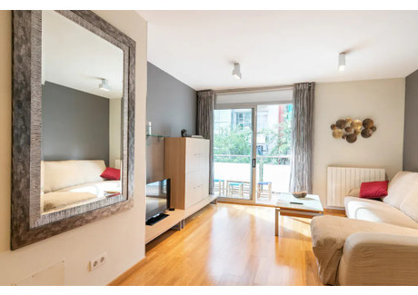 Mieszkanie do wynajęcia - Carrer de la Indústria Barcelona, Hiszpania, 95 m², 2229 USD (8558 PLN), NET-90243980