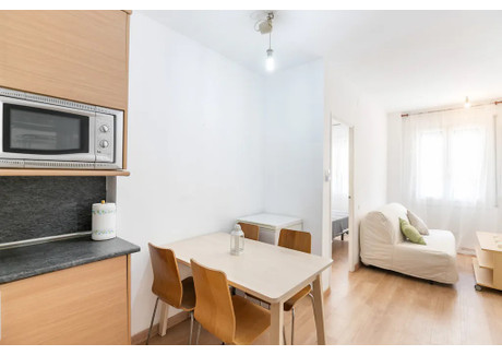 Mieszkanie do wynajęcia - Gran Via de les Corts Catalanes Barcelona, Hiszpania, 40 m², 1138 USD (4505 PLN), NET-90327926