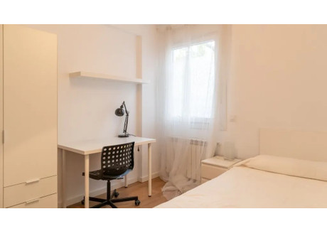 Mieszkanie do wynajęcia - Calle de Seseña Madrid, Hiszpania, 77 m², 1446 USD (5596 PLN), NET-90437362