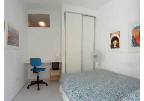 Mieszkanie do wynajęcia - Calle de Antonio Zamora Madrid, Hiszpania, 25 m², 848 USD (3402 PLN), NET-90619899