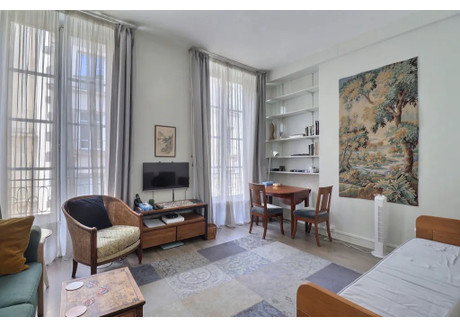 Mieszkanie do wynajęcia - Rue Sainte-Croix-de-la-Bretonnerie Paris, Francja, 29 m², 1631 USD (6540 PLN), NET-90652349