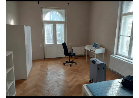 Mieszkanie do wynajęcia - Leopoldstraße Munich, Niemcy, 100 m², 1135 USD (4574 PLN), NET-90652385