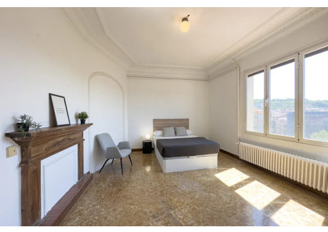 Mieszkanie do wynajęcia - Carrer de Sant Pau Barcelona, Hiszpania, 277 m², 820 USD (3208 PLN), NET-90708883