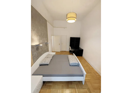 Mieszkanie do wynajęcia - Izabella utca Budapest, Węgry, 93 m², 406 USD (1683 PLN), NET-90733085