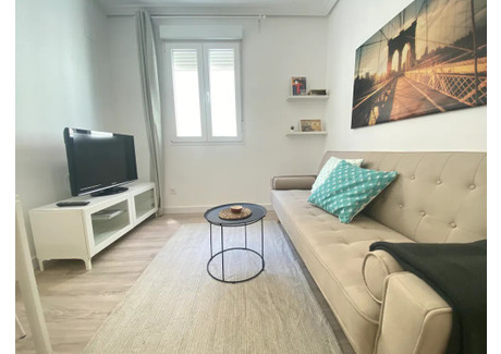 Mieszkanie do wynajęcia - Calle de los Jardines Madrid, Hiszpania, 45 m², 2554 USD (10 240 PLN), NET-90834272