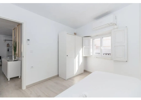 Mieszkanie do wynajęcia - Carrer dels Adreçadors Valencia, Hiszpania, 68 m², 2488 USD (10 028 PLN), NET-90905470