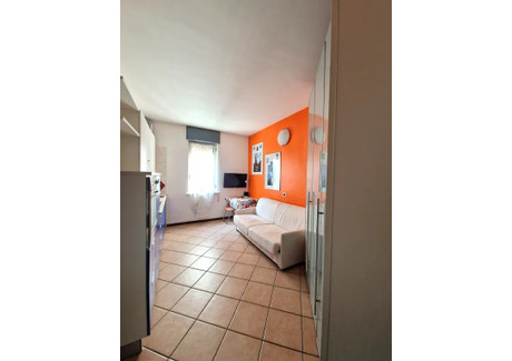 Mieszkanie do wynajęcia - Via Attilio Momigliano Milan, Włochy, 28 m², 1192 USD (4695 PLN), NET-90905524