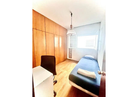 Mieszkanie do wynajęcia - Carrer de Sardenya Barcelona, Hiszpania, 105 m², 549 USD (2147 PLN), NET-90905772