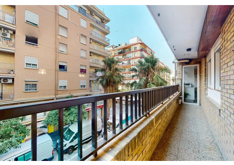 Mieszkanie do wynajęcia - Carrer Rodrigo de Pertegàs Valencia, Hiszpania, 125 m², 471 USD (1925 PLN), NET-90934941