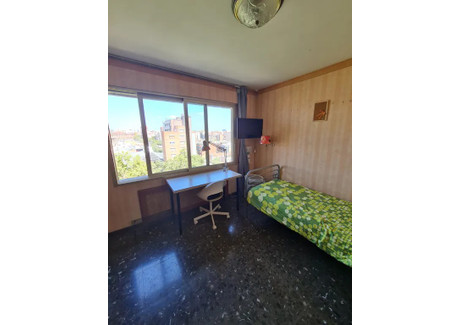 Mieszkanie do wynajęcia - Carrer d'Arístides Maillol Barcelona, Hiszpania, 120 m², 643 USD (2576 PLN), NET-91209412