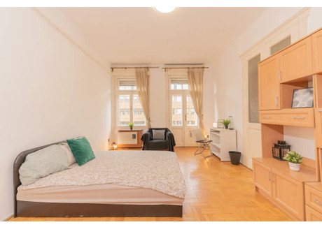 Mieszkanie do wynajęcia - Rákóczi út Budapest, Węgry, 86 m², 396 USD (1619 PLN), NET-91241214