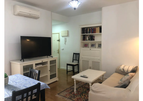 Mieszkanie do wynajęcia - Calle de Sánchez Barcáiztegui Madrid, Hiszpania, 65 m², 2289 USD (9177 PLN), NET-91358571