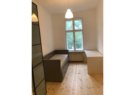 Mieszkanie do wynajęcia - Yorckstraße Berlin, Niemcy, 88 m², 828 USD (3461 PLN), NET-91405288