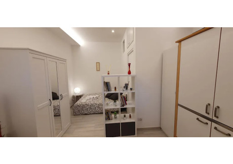 Mieszkanie do wynajęcia - Via Ruggero Leoncavallo Milan, Włochy, 25 m², 886 USD (3702 PLN), NET-91518935