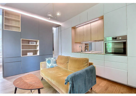 Mieszkanie do wynajęcia - Rue Ramey Paris, Francja, 32 m², 2013 USD (7730 PLN), NET-91571887