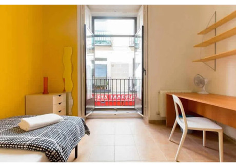 Mieszkanie do wynajęcia - Calle Mesón de Paredes Madrid, Hiszpania, 140 m², 644 USD (2594 PLN), NET-91642676