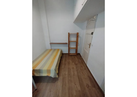 Mieszkanie do wynajęcia - Carrer Salamanca Valencia, Hiszpania, 146 m², 408 USD (1637 PLN), NET-91669001