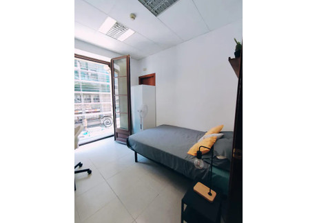 Mieszkanie do wynajęcia - Via Laietana Barcelona, Hiszpania, 200 m², 734 USD (2943 PLN), NET-91826219