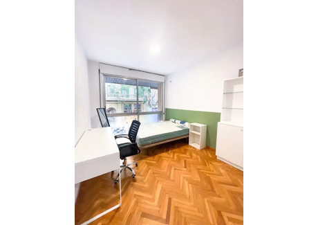 Mieszkanie do wynajęcia - Carrer de Calvet Barcelona, Hiszpania, 150 m², 744 USD (2982 PLN), NET-91826396