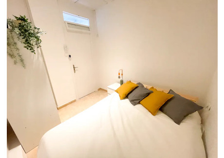 Mieszkanie do wynajęcia - Carrer la Rambla Barcelona, Hiszpania, 160 m², 545 USD (2146 PLN), NET-91826483