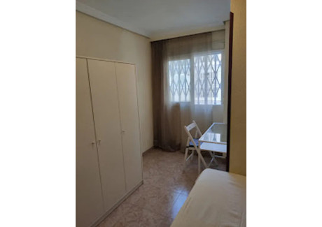 Mieszkanie do wynajęcia - Calle de la Giralda Madrid, Hiszpania, 90 m², 521 USD (2001 PLN), NET-91959459