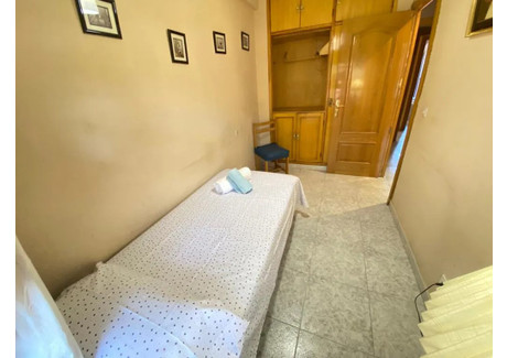 Dom do wynajęcia - Calle del Cabo de Creus Madrid, Hiszpania, 85 m², 292 USD (1193 PLN), NET-92165725