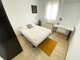 Mieszkanie do wynajęcia - Calle del Poeta Blas de Otero Madrid, Hiszpania, 85 m², 380 USD (1496 PLN), NET-92165730