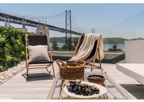 Mieszkanie do wynajęcia - Travessa da Praia Lisbon, Portugalia, 84 m², 2788 USD (11 572 PLN), NET-92228218