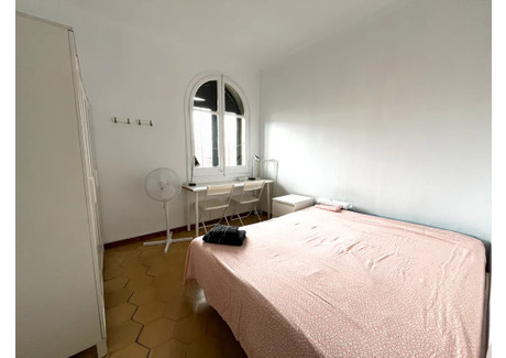 Mieszkanie do wynajęcia - Carrer de Muntaner Barcelona, Hiszpania, 140 m², 652 USD (2557 PLN), NET-92277009