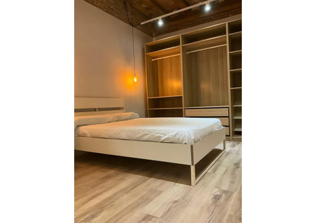 Mieszkanie do wynajęcia - Carrer del Regomir Barcelona, Hiszpania, 120 m², 995 USD (4160 PLN), NET-92421812