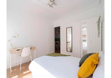 Mieszkanie do wynajęcia - Calle de Andrés Mellado Madrid, Hiszpania, 140 m², 912 USD (3674 PLN), NET-92539999