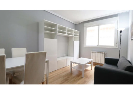 Mieszkanie do wynajęcia - Calle de Robledo Madrid, Hiszpania, 30 m², 1106 USD (4258 PLN), NET-92707830