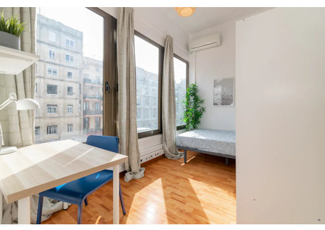 Mieszkanie do wynajęcia - Ronda de la Universitat Barcelona, Hiszpania, 80 m², 863 USD (3460 PLN), NET-92868580